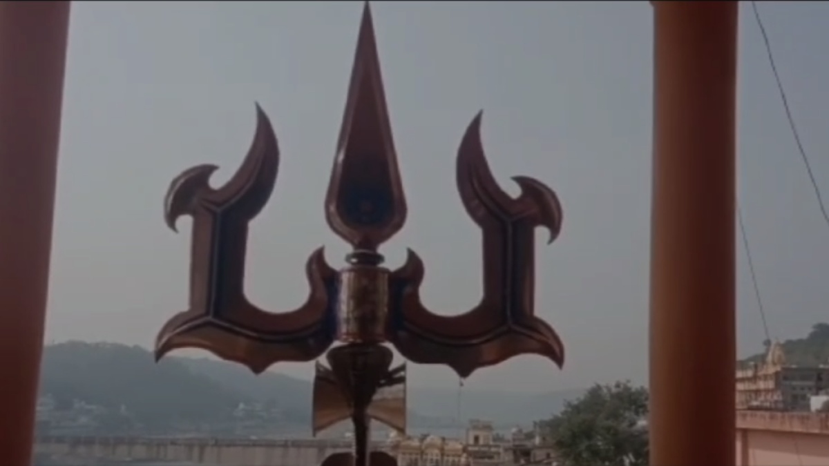 सिंहस्थ 2028 की तैयारी शुरू: संभागयुक्त पहुंचे तीर्थनगरी ओंकारेश्वर; आवास, पार्किंग और आवागमन को लेकर अधिकारियों से की चर्चा