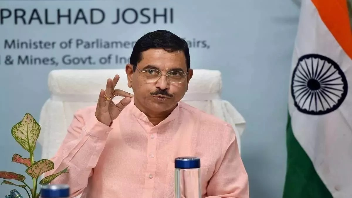 केंद्रीय मंत्री प्रहलाद जोशी ने पाकिस्तान को दिया जवाब, अखंड भारत को लेकर कही बड़ी बात…