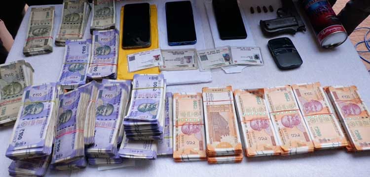 बालासोर पुलिस ने अंतरराज्यीय एटीएम लूट गिरोह का किया भंडाफोड़… 5 गिरफ्तार, 6.13 लाख रुपये जब्त