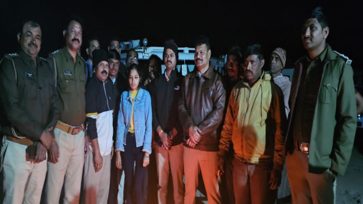 अपहृत कॉलेज छात्रा मिलीः परीक्षा देकर बाहर निकलते समय कार सवार बदमाशों ने किया था अपहरण, तीन आरोपी गिरफ्तार, पुलिस आज करेगी खुलासा