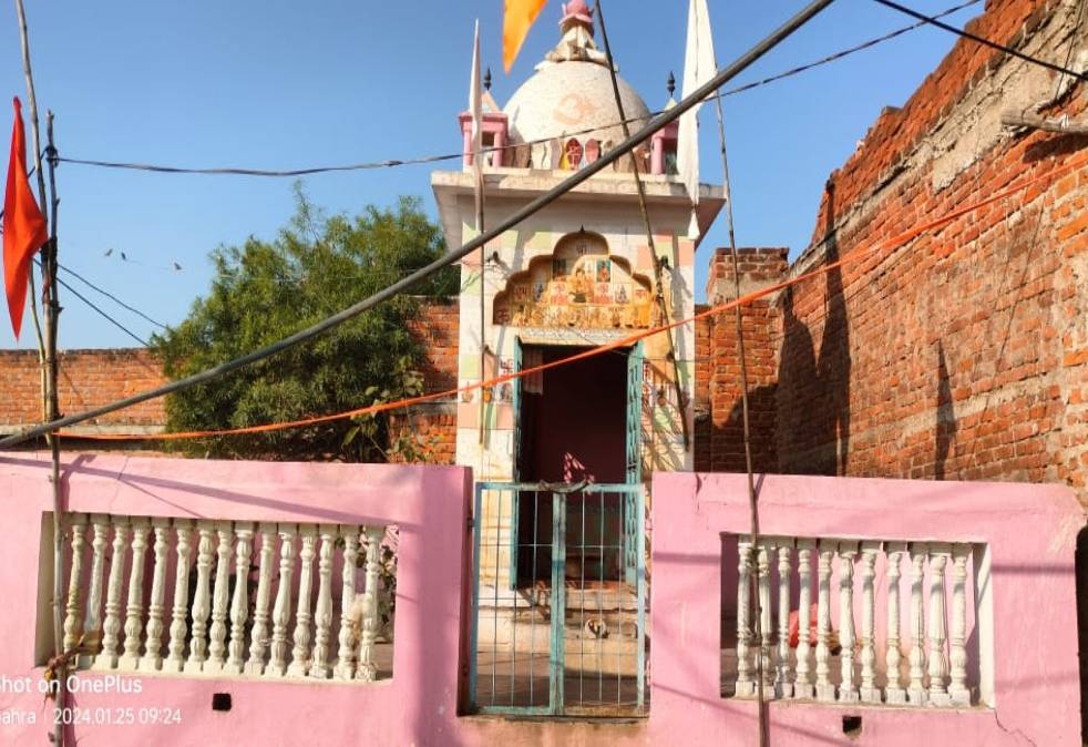 ये क्याः मंदिर से भगवान की चोरी, पुलिस खंगाल रही सीसीटीवी फुटेज