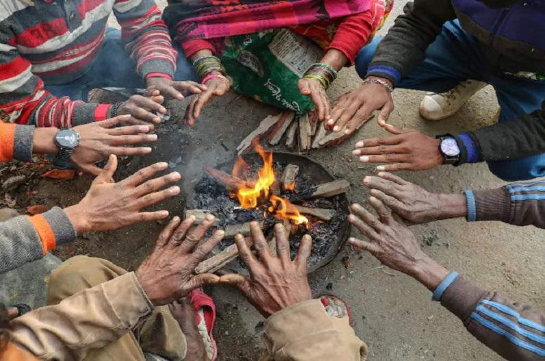 Rajasthan News: राजस्थान में ठंड का सितम जारी, इन जिलों के लिए यलो अलर्ट जारी