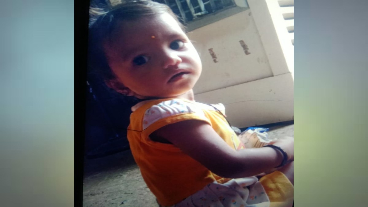 रफ्तार का कहर: कार ने डेढ़ साल की मासूम को कुचला, मौके पर तोड़ा दम, ड्राइवर फरार