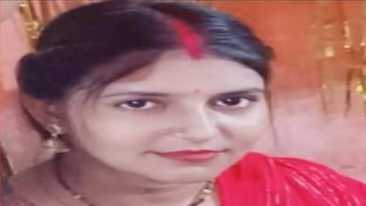 Deoria News : महिला की गला काटकर हत्या, पांच साल पहले हुई थी लव मैरिज, इलाके में फैली सनसनी