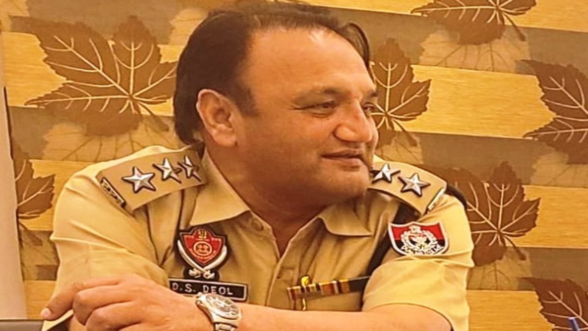 CRIME NEWS : DSP की गोली मारकर हत्या, संदिग्ध हालत में मिला शव, जांच में जुटी पुलिस