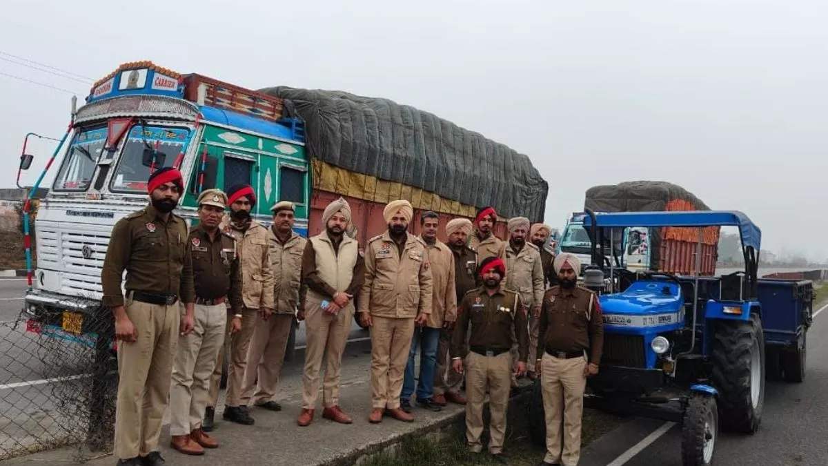 Punjab News : पंजाब पुलिस को मिली बड़ी सफलता, 63 किलो अफीम के साथ 4 तस्कर गिरफ्तार