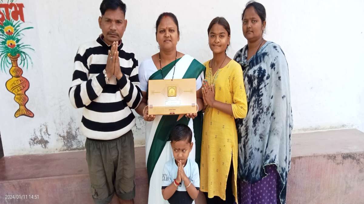 Ram Mandir Pran Pratistha : रामलला की प्राण-प्रतिष्ठा के आमंत्रण से भावुक हुई छत्तीसगढ़ की संतोषी, अब तक कर चुकी है 700 शवों का पोस्टमॉर्टम