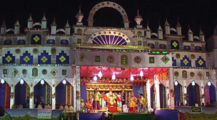 World’s Largest Open Theatre: विश्व प्रसिद्ध “धनु यात्रा” का हुआ शुभारंभ, रंगमंच में तब्दील हुआ बरगढ़, 11 दिन के लिए यहां होगा ‘कंस’ राज