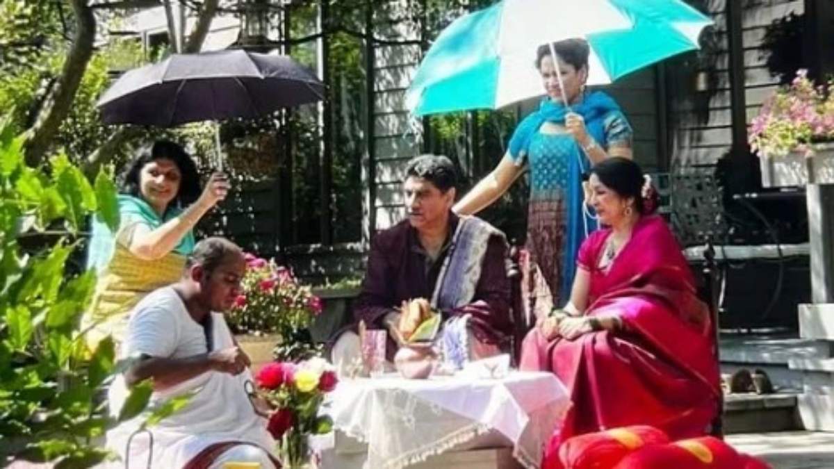 Neena Gupta ने शेयर की अपनी शादी की तस्वीर, साथ में नजर आईं बेटी