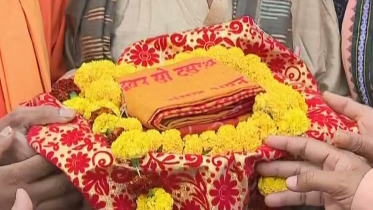 Ayodhya Ram Temple inauguration : भगवान राम के लिए ओडिशा से भेजा गया विशेष वस्त्र, 15 दिन में किया गया तैयार, 23 जनवरी को धारण करेंगे श्रीराम