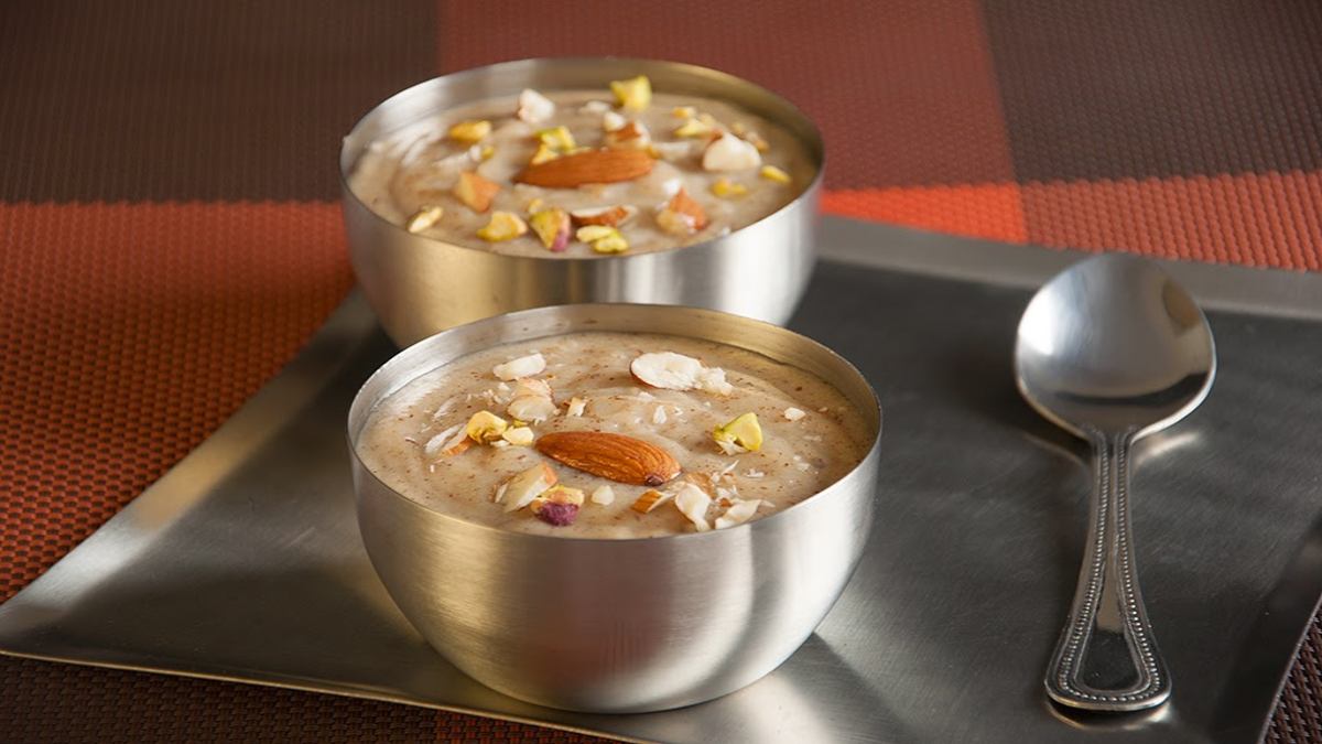 Today’s Recipe : क्या आपने खाया है बादाम का हलवा ? अगर नहीं तो यहां जानें इसकी रेसिपी …