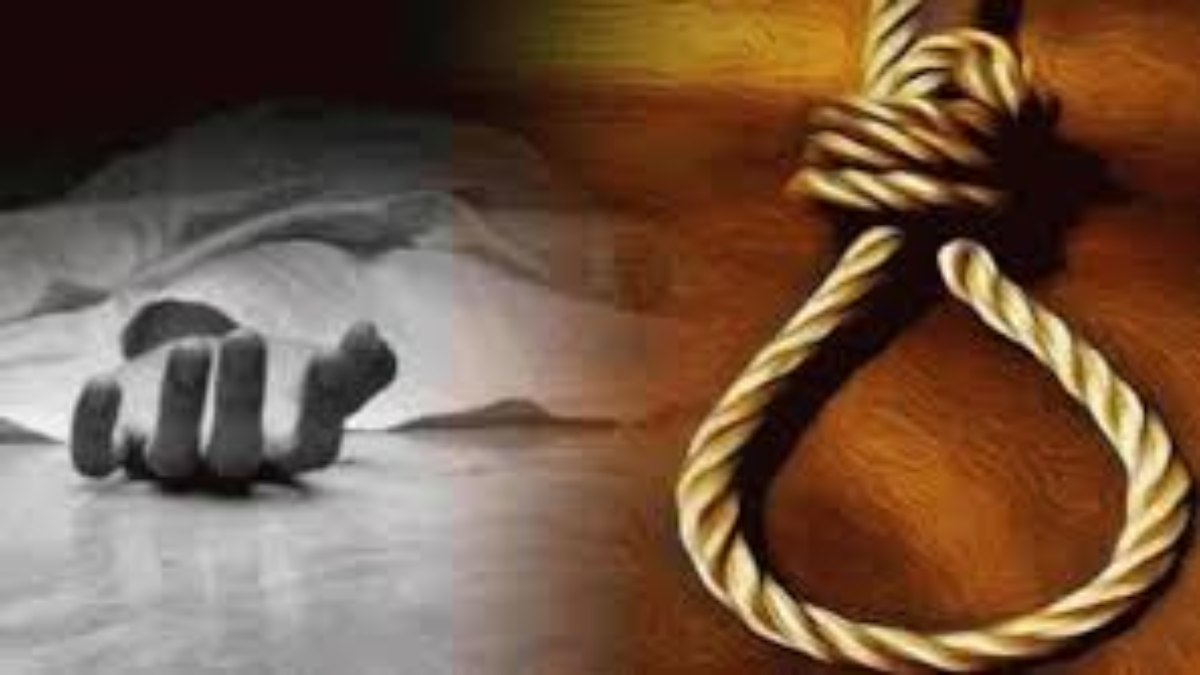 फांसी के फंदे पर लटका मिला शव: दरवाजा खुलते ही कांप उठे परिजन, बीवी से चल रहा तलाक का केस