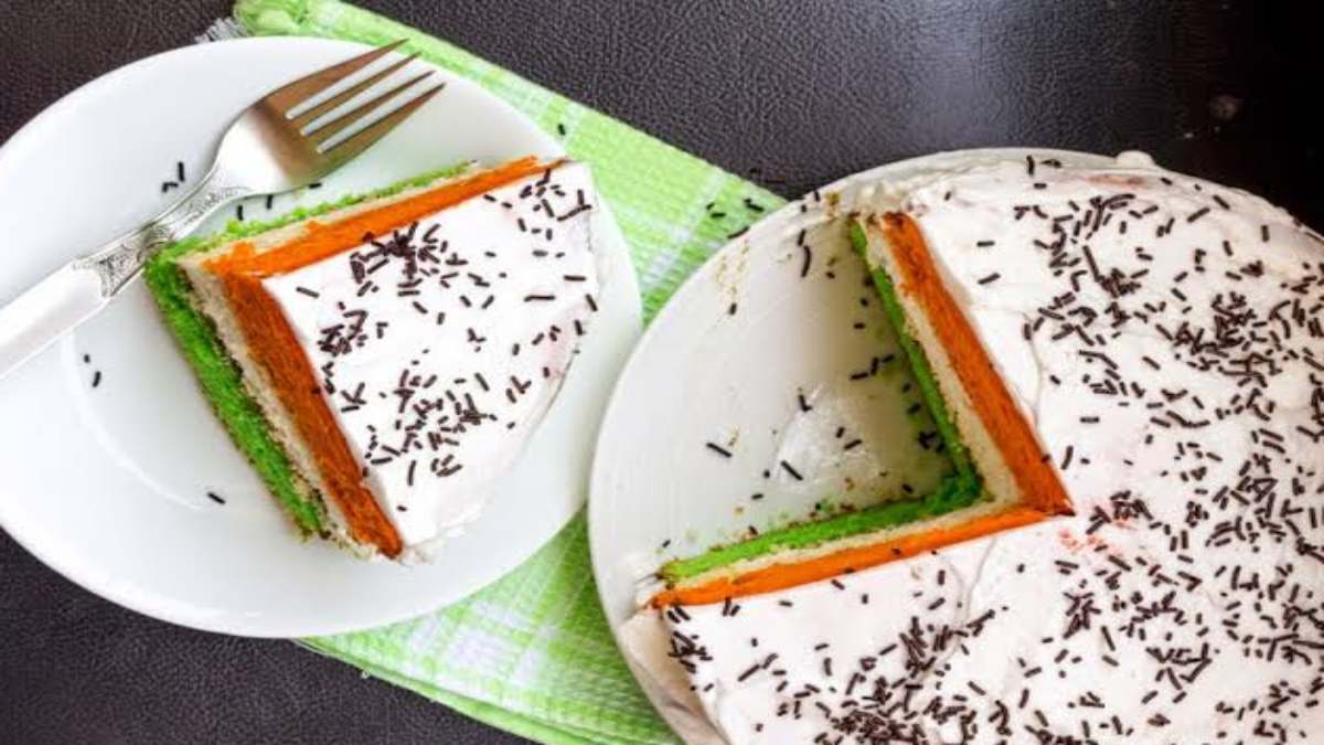 Today’s Recipe : गणतंत्र दिवस के लिए बनाएं ट्राय कलर केक, यहां देखें रेसिपी …