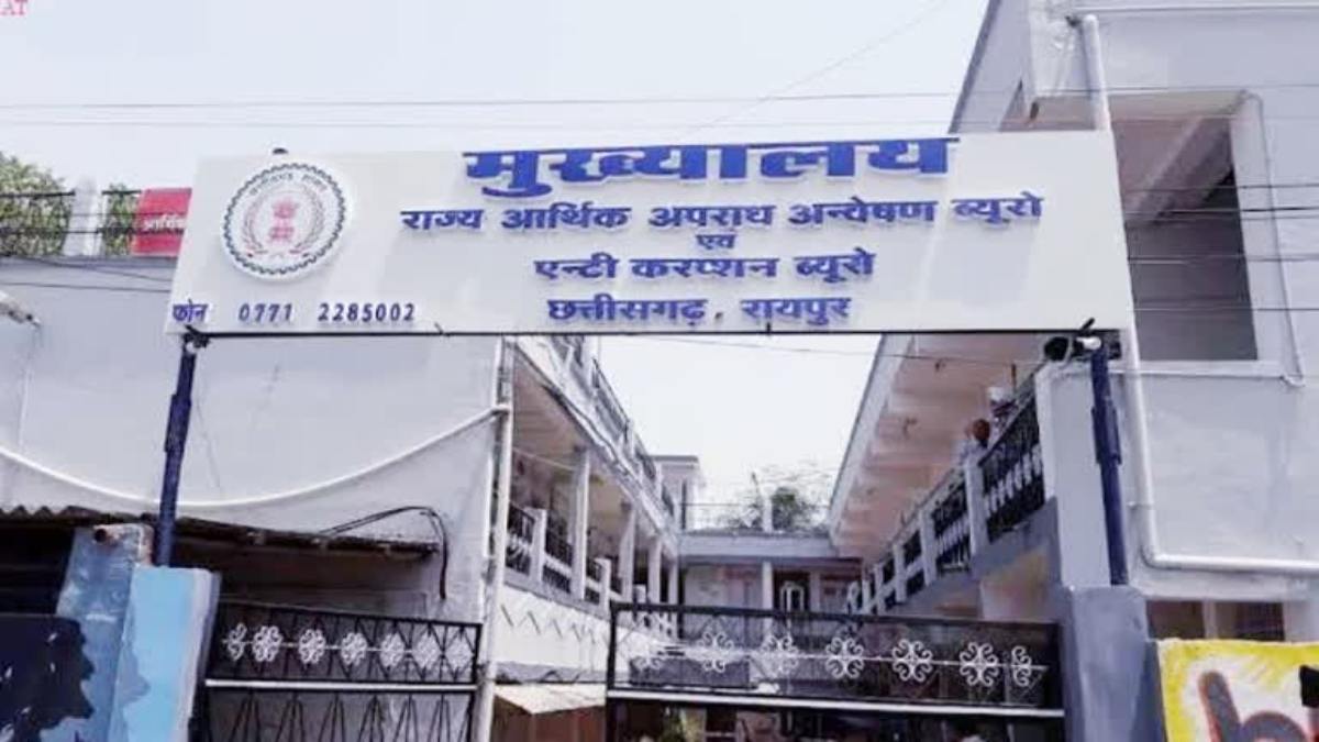 कोयला-शराब घोटाला मामला : जानिए एंटी करप्शन ब्यूरो ने किन-किन लोगों के खिलाफ दर्ज किया है एफआईआर