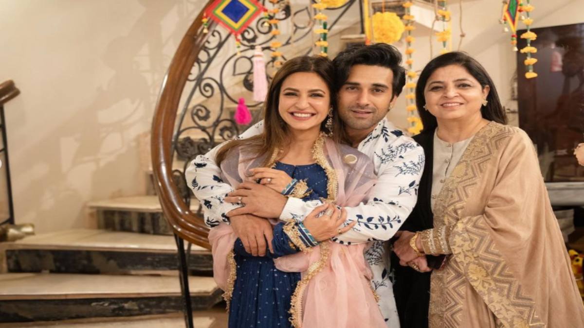 Pulkit-Kriti Engaged : पुलकित सम्राट ने गर्लफ्रेंड संग की सगाई, फंक्शन की फोटोज हुईं वायरल