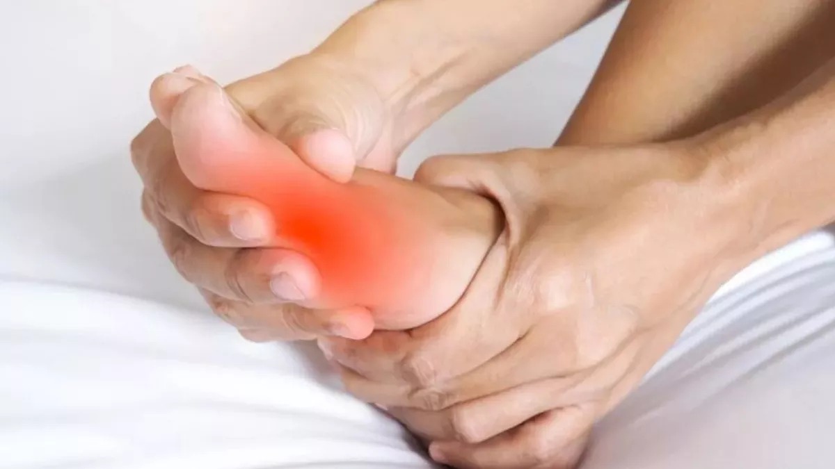 Health Tips : Body से पूरी तरह यूरिक एसिड निकाल देगा आपके किचन का ये मसाला, यहां जाने कैसे करें इसका सेवन