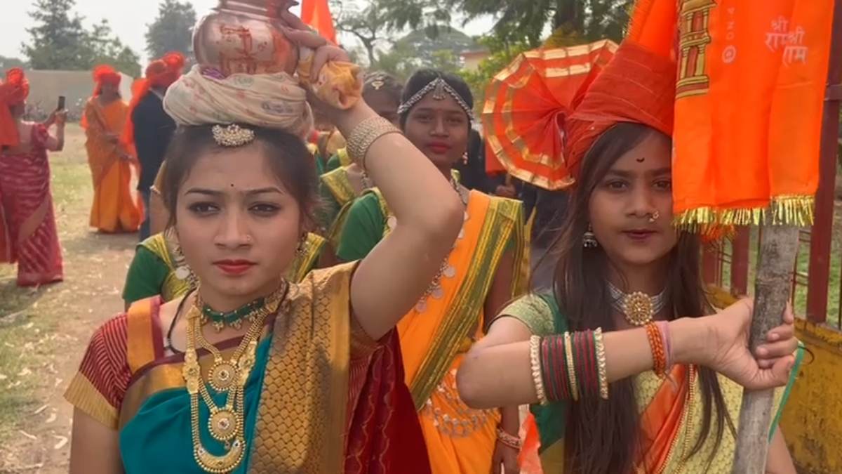 राम मंदिर प्राण प्रतिष्ठा: 500 छात्राओं ने निकाली शोभा यात्रा, कहा-हम भाग्यशाली हैं जो यह अवसर मिला