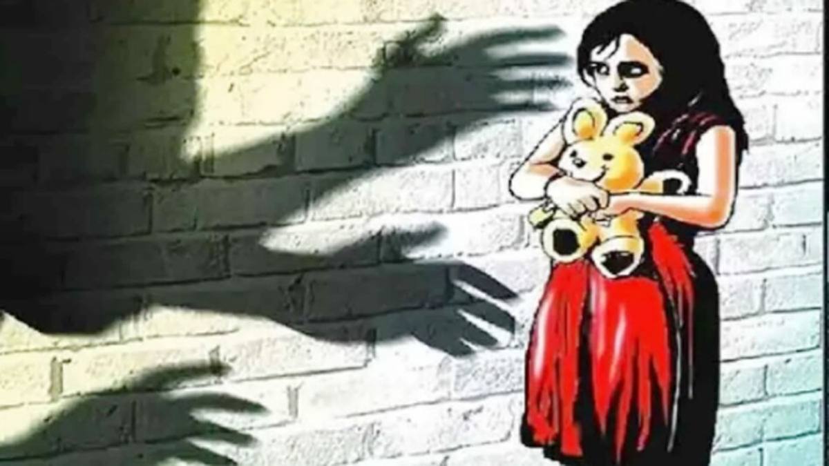 मासूम से हैवानियतः चाचा ने 6 साल की भतीजी का किया रेप, दरिंदगी की वारदात जानकर दहल उठेगा दिल…