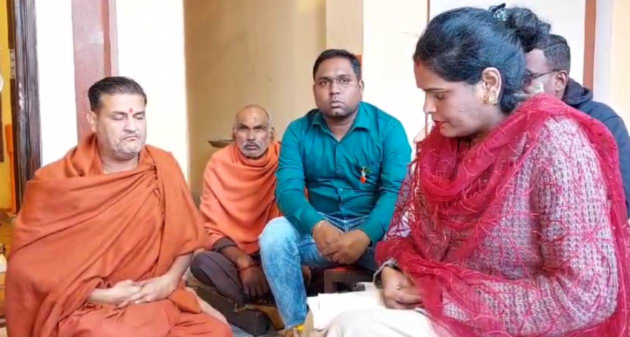 रजिया बी बनी नंदिनी: अपनाया सनातन धर्म, कहा- ‘मुस्लिम धर्म में महिलाओं की कोई इज्जत नहीं’