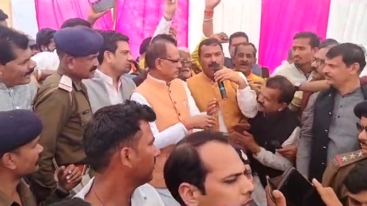 पूर्व सीएम शिवराज का विदिशा दौरा: कार्यकर्ताओं ने दोबारा मुख्यमंत्री बनाने को लेकर की जमकर नारेबाजी