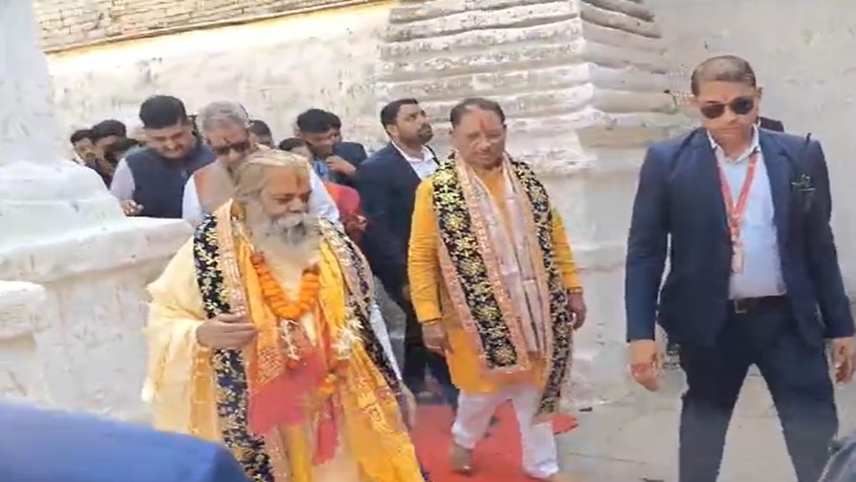 Ram Mandir Pran Pratishtha : CM विष्णुदेव साय पहुंचे शिवरीनारायण, माता शबरी के किए दर्शन