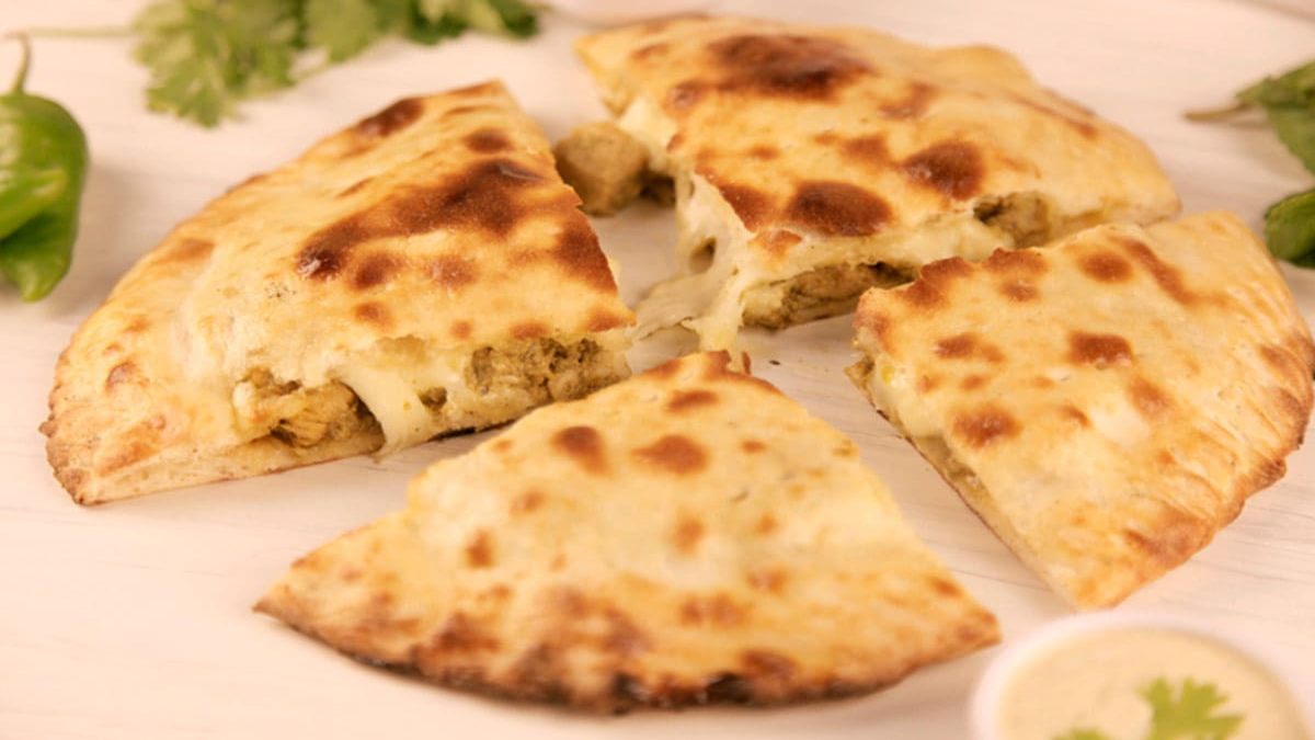 Pocket Cheese Paratha : खाने को लेकर नखरा करते हैं बच्चे, तो घर पर बनाएं पॉकेट चीज पराठा …