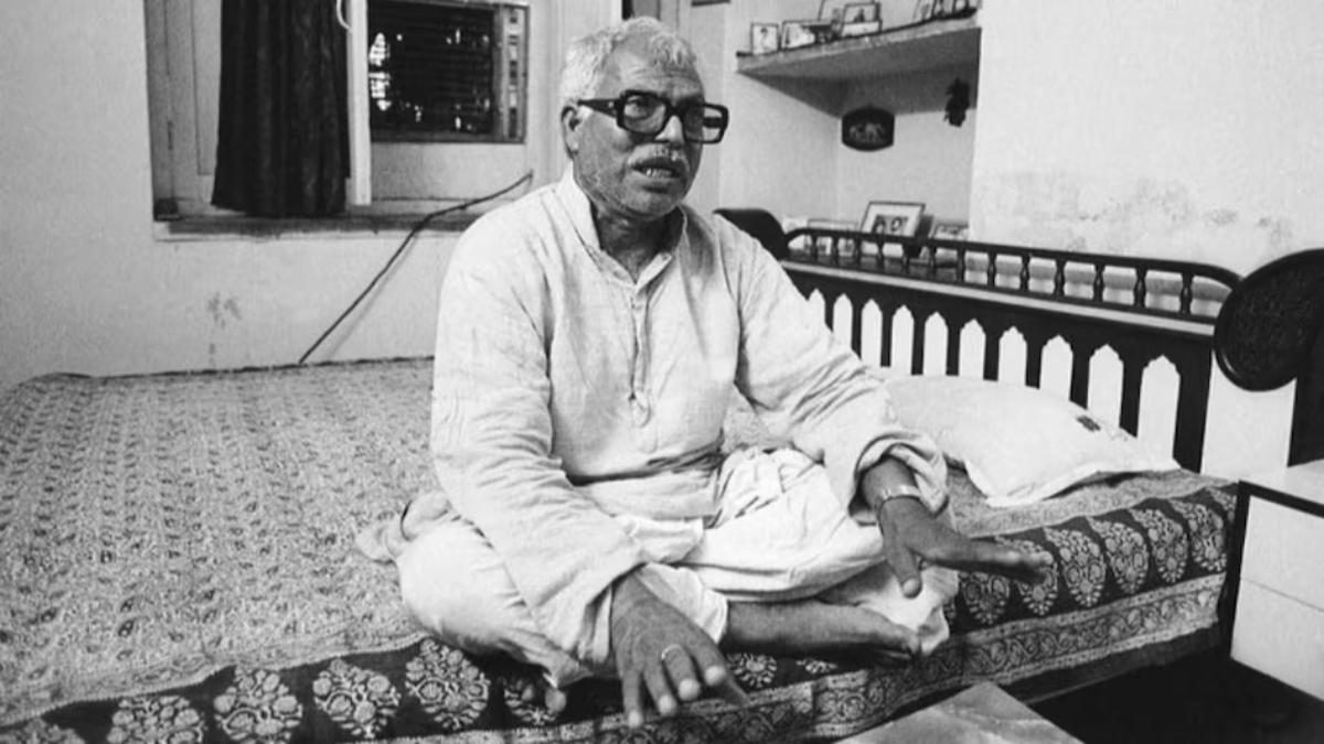 कर्पूरी ठाकुर को भारत रत्न सम्मान, केंद्र सरकार के निर्णय का CM योगी ने किया स्वागत, अखिलेश यादव ने कही ये बात…