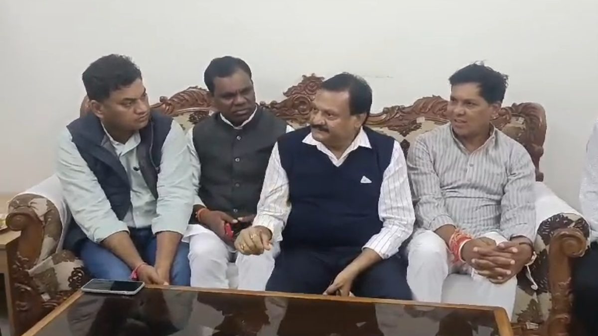 ‘PM मोदी के नेतृत्व में 4 साल में भारत की अर्थव्यवस्था…’, कांग्रेस नेता ने कहा- लोकसभा चुनाव जीतने के लिए लुभावना बजट लाएंगे