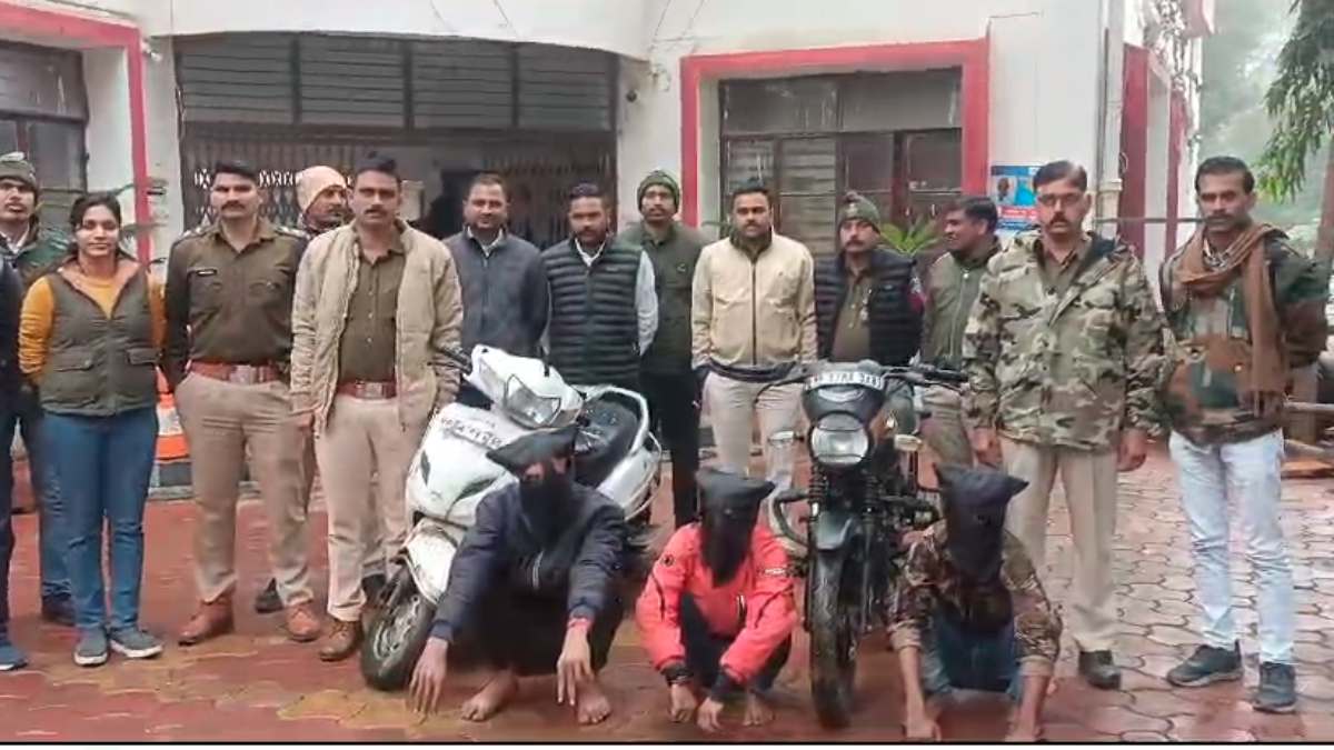 हत्या की सुलझी गुत्थी: प्रेम-प्रसंग में मर्डर कर शव को जला दिया था, मुख्य आरोपी समेत 3 गिरफ्तार