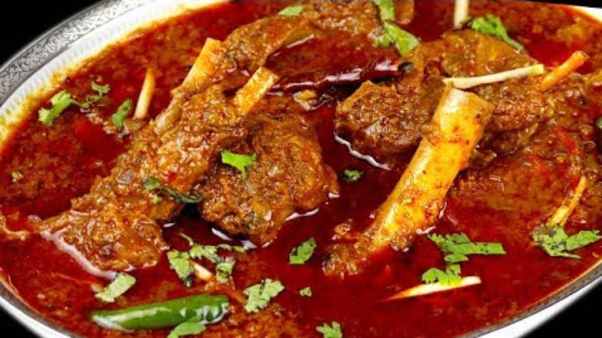 मीट बनाने की जिद कर रहे बेटे पर पिता ने फेंका गर्म पानी, पुलिस ने किया गिरफ्तार