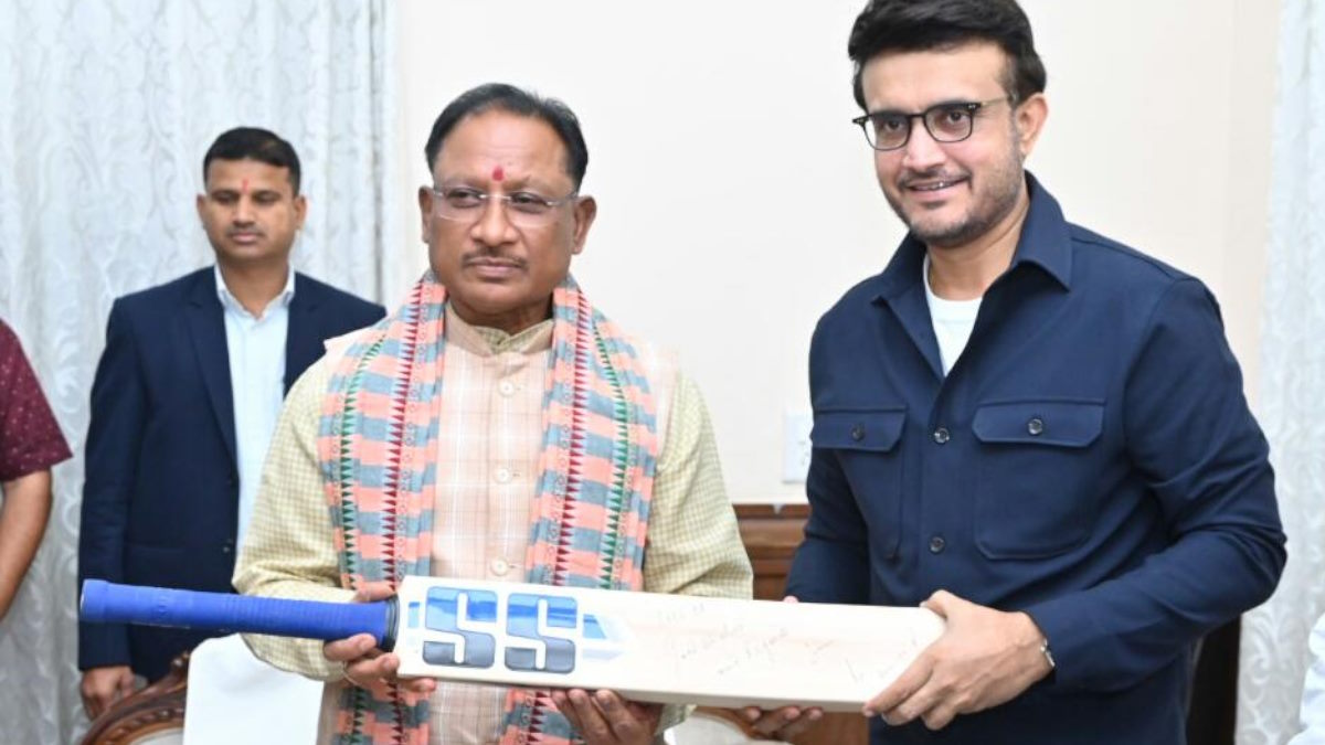 मुख्यमंत्री विष्णुदेव साय से मिले भारतीय क्रिकेट टीम के पूर्व कप्तान सौरव गांगुली, बताया- पहली बार आया हूं छत्तीसगढ़…