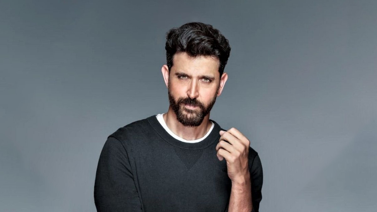 पान मसाला ब्रांड के ऐड में Hrithik Roshan को देखकर भड़के फैंस, यूजर्स बोले- आपसे ऐसी उम्मीद नहीं थी …