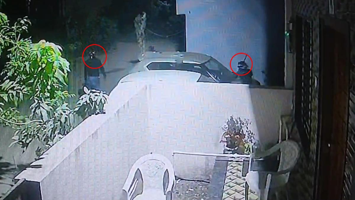 सूने मकान पर चोरों का धावा: जेवरात और कैश पर किया हाथ साफ, वारदात CCTV में कैद