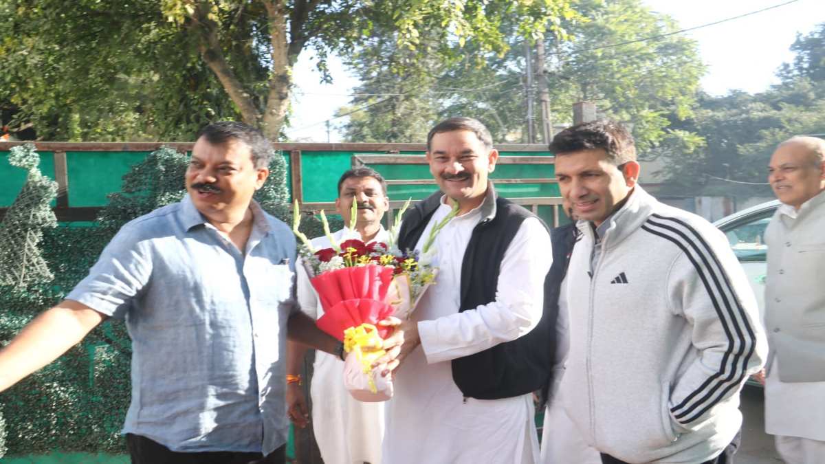 कांग्रेस छोड़ने वालों पर तल्ख टिप्पणी: MP प्रभारी बोले-  जो रीति नीति नहीं मानता, वो जा सकता है, नकुलनाथ के चुनाव लड़ने पर कही ये बात