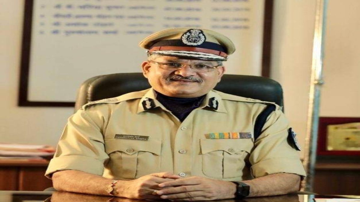 बड़ी खबरः स्पेशल डीजी पुलिस पुरुषोत्तम शर्मा ने ठोकी चुनावी ताल, मुरैना-श्योपुर लोकसभा से लडेंगे चुनाव