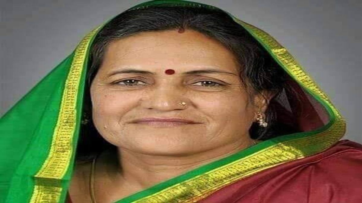 कौन हैं बीजेपी की महिला राज्यसभा उम्मीदवार माया नारोलिया ? किचन में बना रहीं थी रोटी, बेटे ने दी खुशखबरी