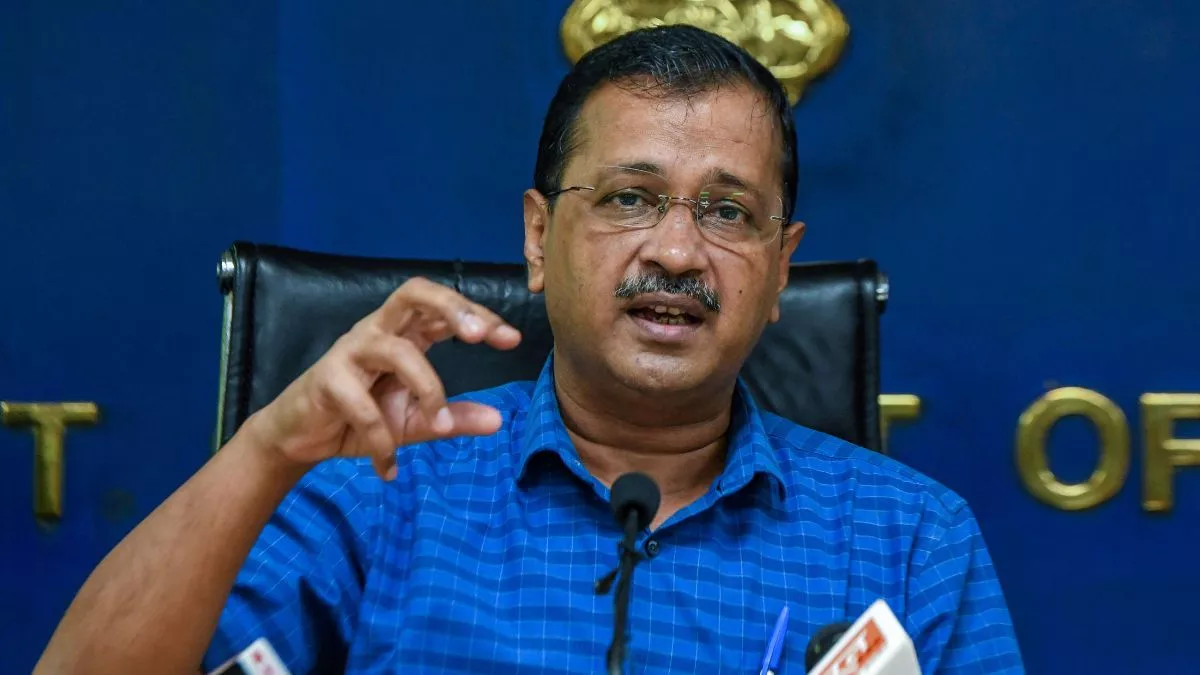 केजरीवाल ने पंजाब में फूंका चुनावी बिगुल, केजरीवाल ने जनता को कहा भगवान