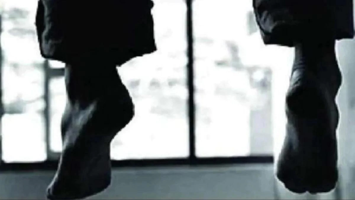 एमबीबीएस अंतिम वर्ष की छात्रा ने फंदा लगाकर की खुदकुशी