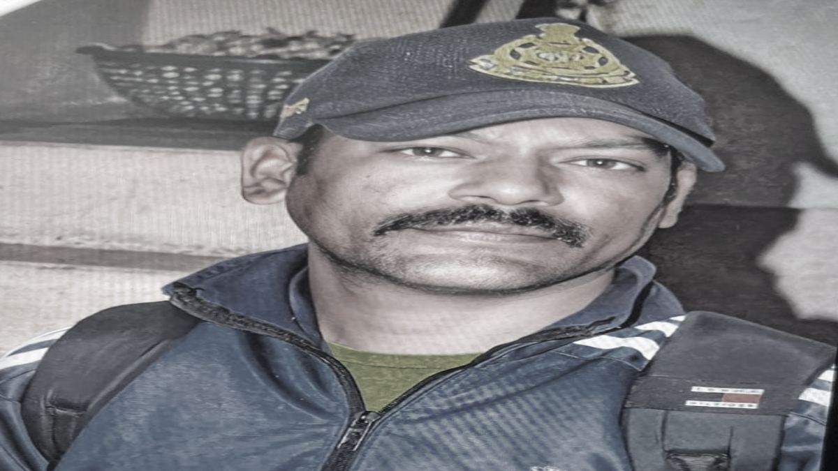 हेड कांस्टेबल की संग्दिध मौत: रोड किनारे पड़ा मिला शव, डीसीपी का ड्राइवर था मृतक