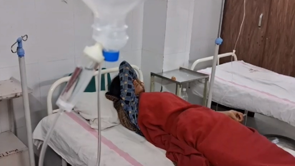 लाडली बहना योजना के पैसों के लिए पत्नी को पिलाया जहर: बच्चे की फीस के लिए जमा की थी रकम, अस्पताल में लड़ रही जिंदगी और मौत की जंग