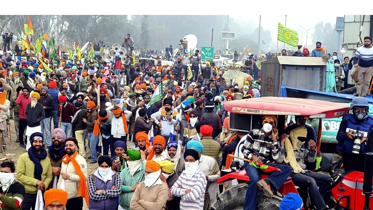 पंजाब के दो विधायकों समेत 15 कांग्रेसियों पर केस दर्ज