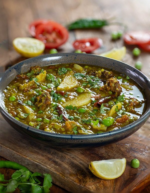 Matar Nimona Recipe: सर्दियों में जरूर लें मटर के निमोना की सब्जी, लगती है बहुत स्वादिष्ट