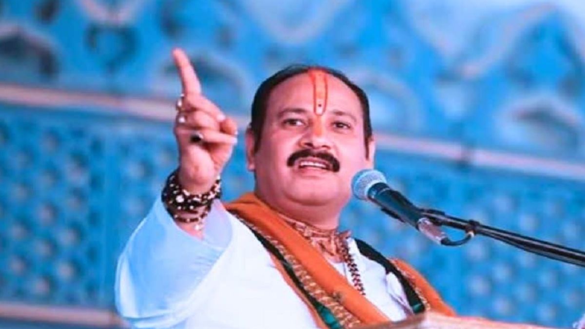 पंडित प्रदीप मिश्रा की कथा रद्द: हाथरस कांड के बाद लिया फैसला, यहां हो रहा था शिव पुराण कार्यक्रम का आयोजन 