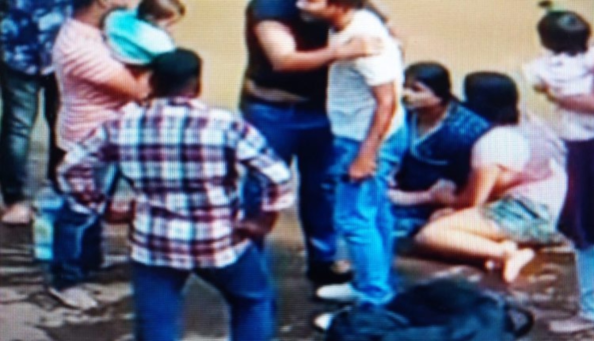 Odisha News: रील बनाने का बुखार लाया मौत के करीब, शूटिंग के दौरान झरने में गिरी 2 लड़कियां