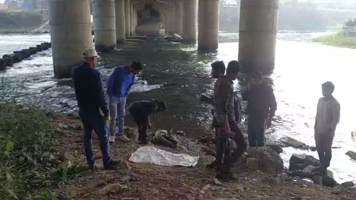 दोस्ती के रिश्तों के कत्ल की कहानी: दोस्त ने ही दोस्त की पत्थर पटक-पटककर कर दी हत्या, हुआ गिरफ्तार