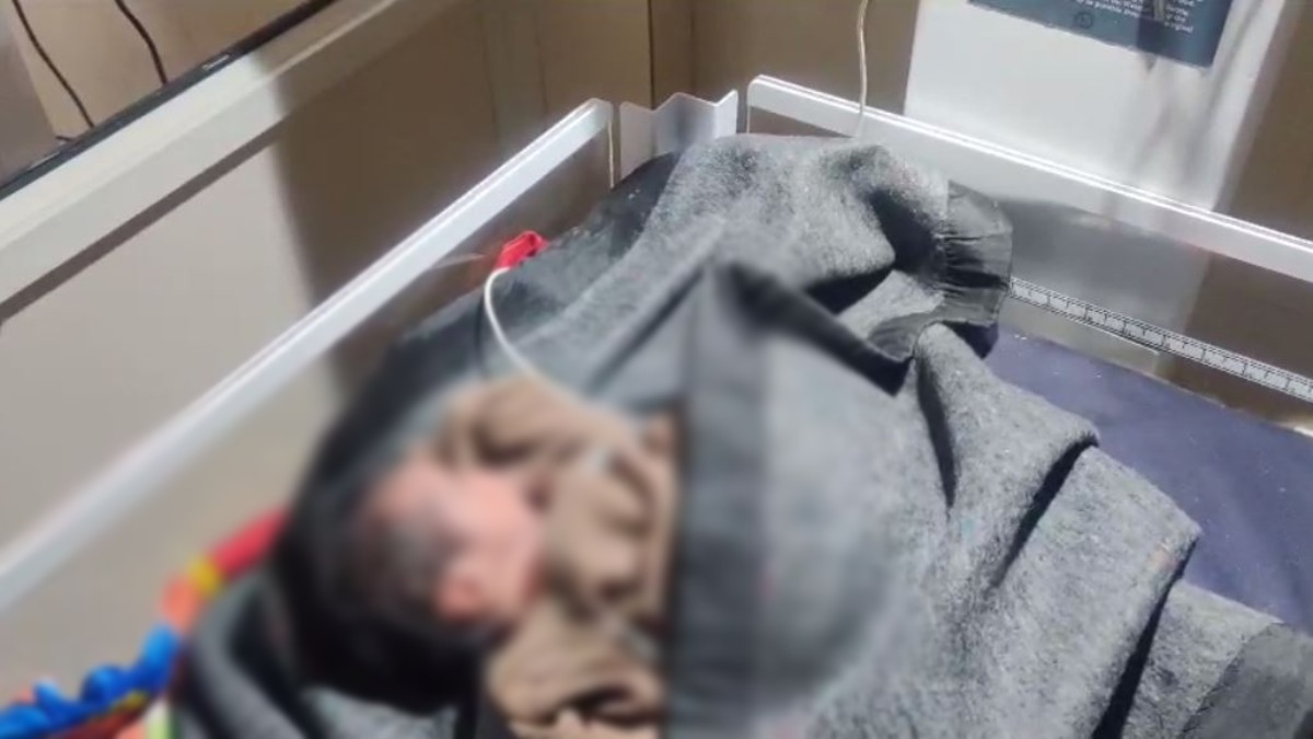 मां मेरा क्या कसूर? मासूम की करुण पुकार, कड़ाके की ठंड में नवजात को अस्पताल में छोड़कर भाग गए परिजन, हालत गंभीर