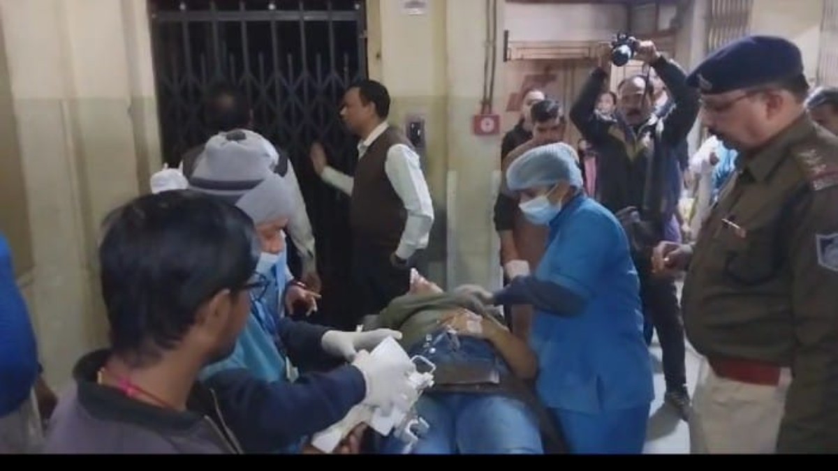 डॉक्टर प्रेमी की गोली का शिकार नर्स की हालत बिगड़ीः पसली में फंसी गोली निकालने का प्रयास जारी, 2 दिन पहले दिनदहाड़े मारी थी गोली