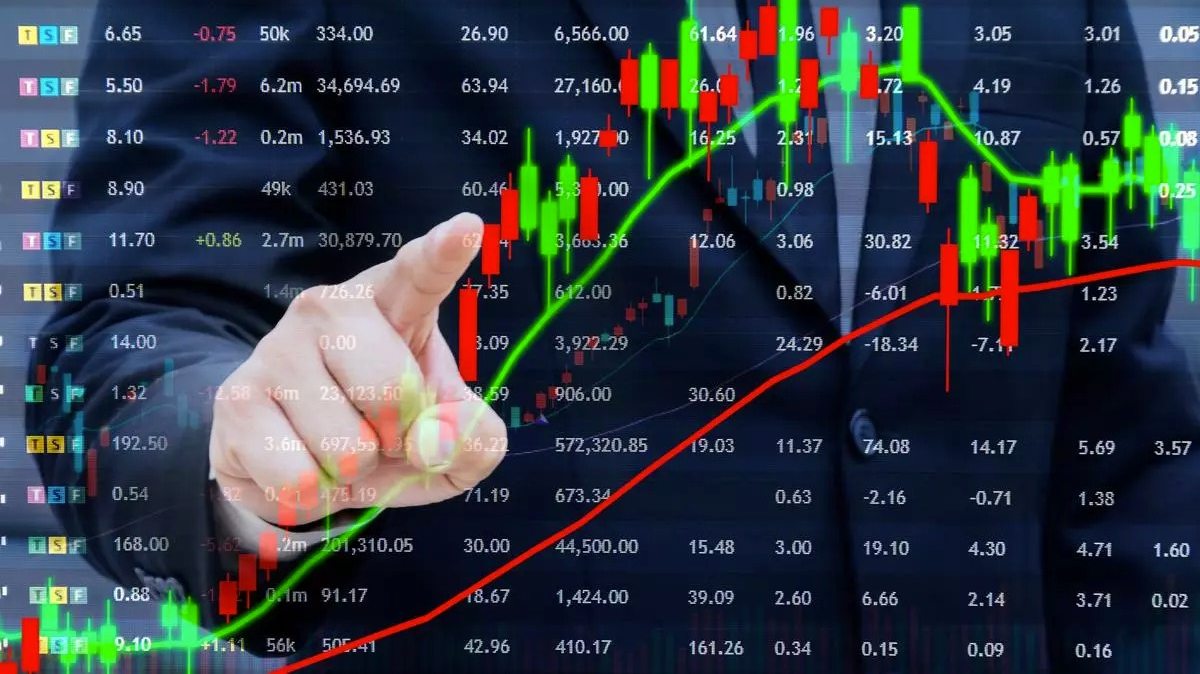 Share Market Open Today: लाल निशान पर कारोबार कर रहा शेयर बाजार, जानिए किस स्टॉक ने निवेशकों को किया निराश ?