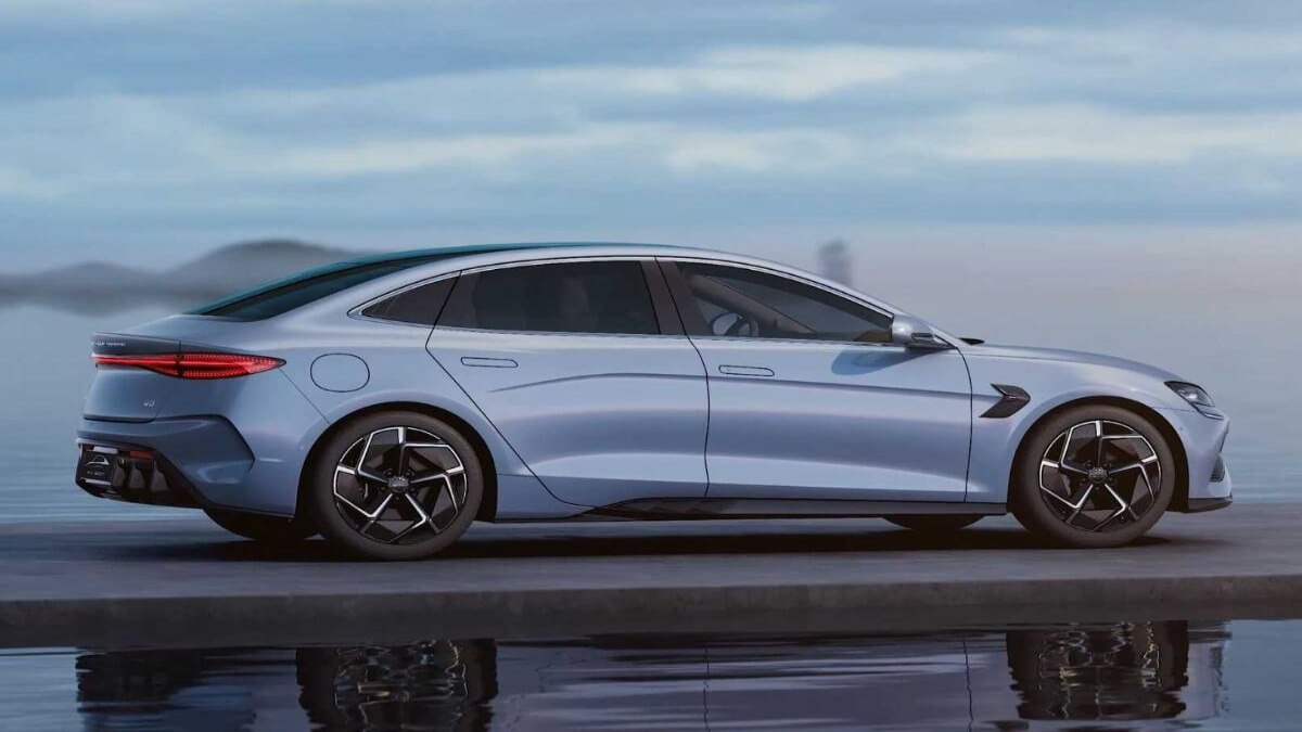 BYD Seal EV: 5 मार्च को भारत में दस्तर देगी चाइनिज इलेक्ट्रिक कार, शुरू हुई बुकिंग, जानें स्पेक्स और पावरट्रेन से जुड़ी डिटेल्स…