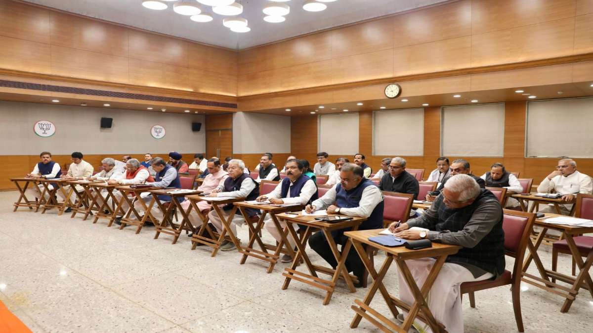 Lok Sabha Elections: जेपी नड्डा ने दिल्ली में ली लोकसभा प्रभारियों और सह-प्रभारियों की बैठक, दिए ये निर्देश